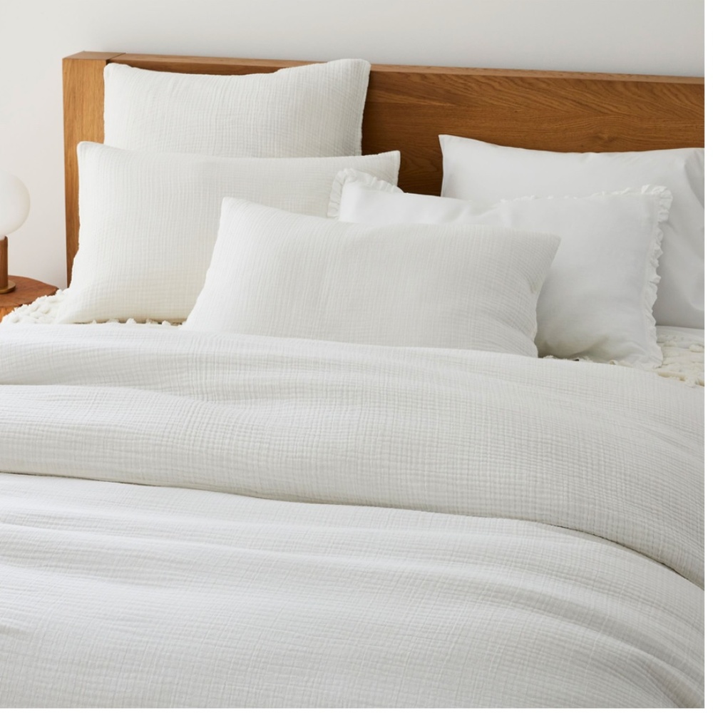 West Elm Guaze Duvet - CAL KING - White